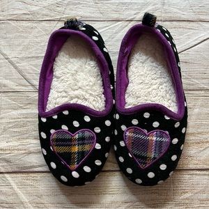 Dreamfoams kids house slippers size 2-3 - NEW
